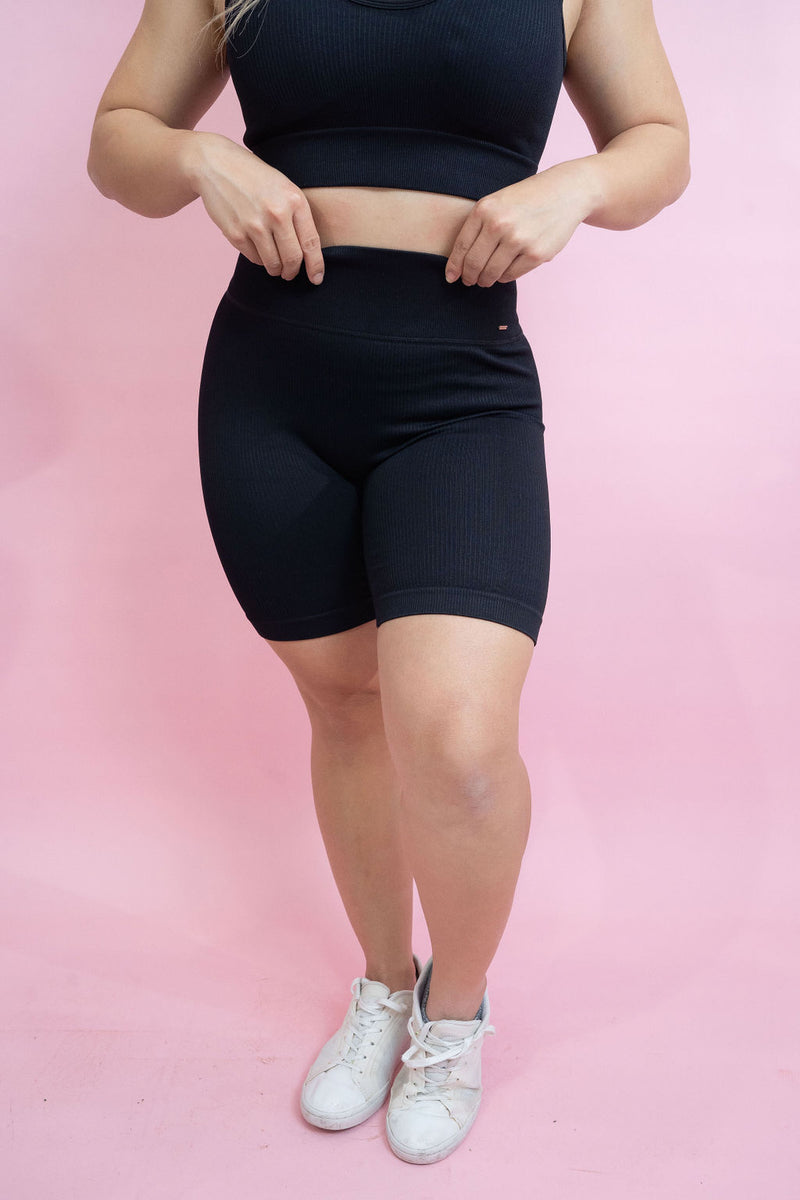 Magnetic Ribbed Knit Shorts - Black
