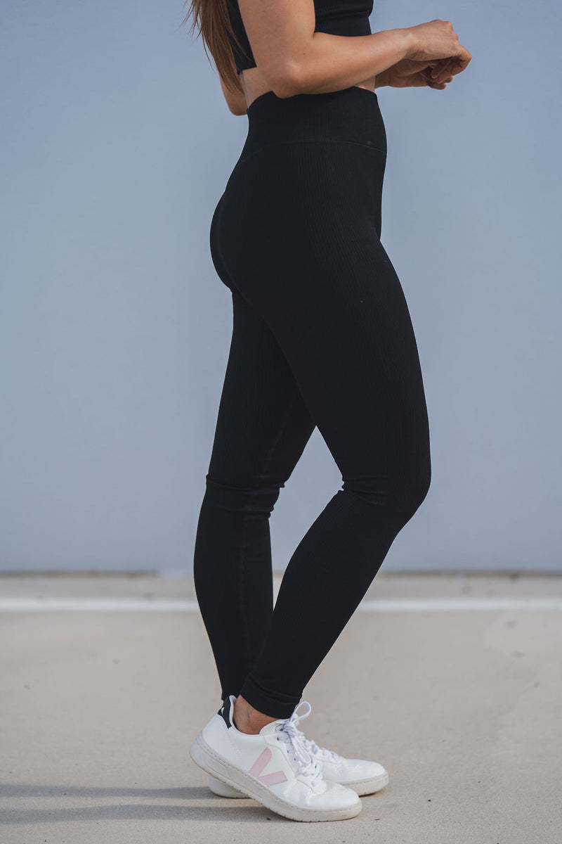 Magnetic Ribbed Knit Leggings - Black