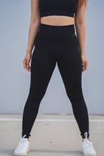 Magnetic Ribbed Knit Leggings - Black