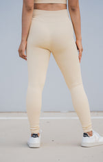 Magnetic Ribbed Knit Leggings - Flat White